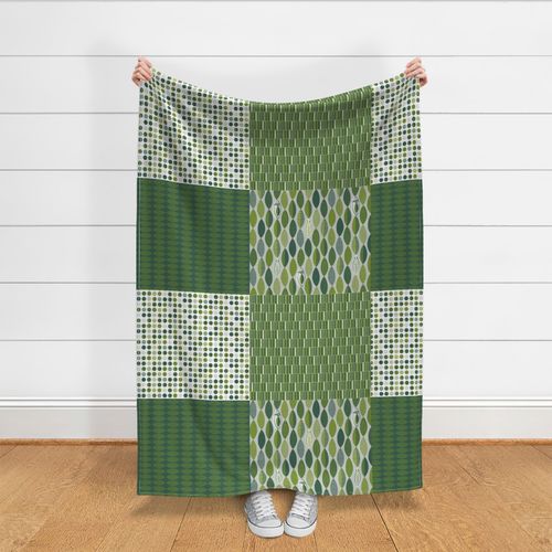 HOME_GOOD_THROW_BLANKET