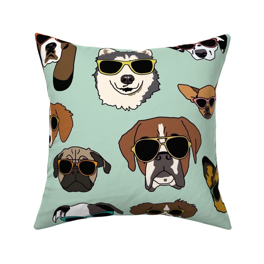 HOME_GOOD_SQUARE_THROW_PILLOW