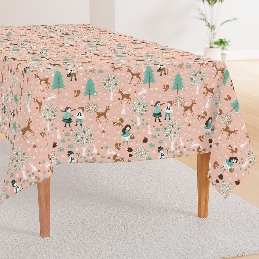 HOME_GOOD_RECTANGULAR_TABLE_CLOTH