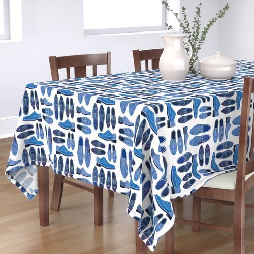 HOME_GOOD_RECTANGULAR_TABLE_CLOTH