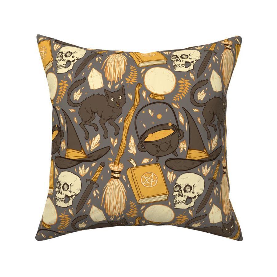 HOME_GOOD_SQUARE_THROW_PILLOW