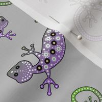 Art Geckos on Parade - silver grey