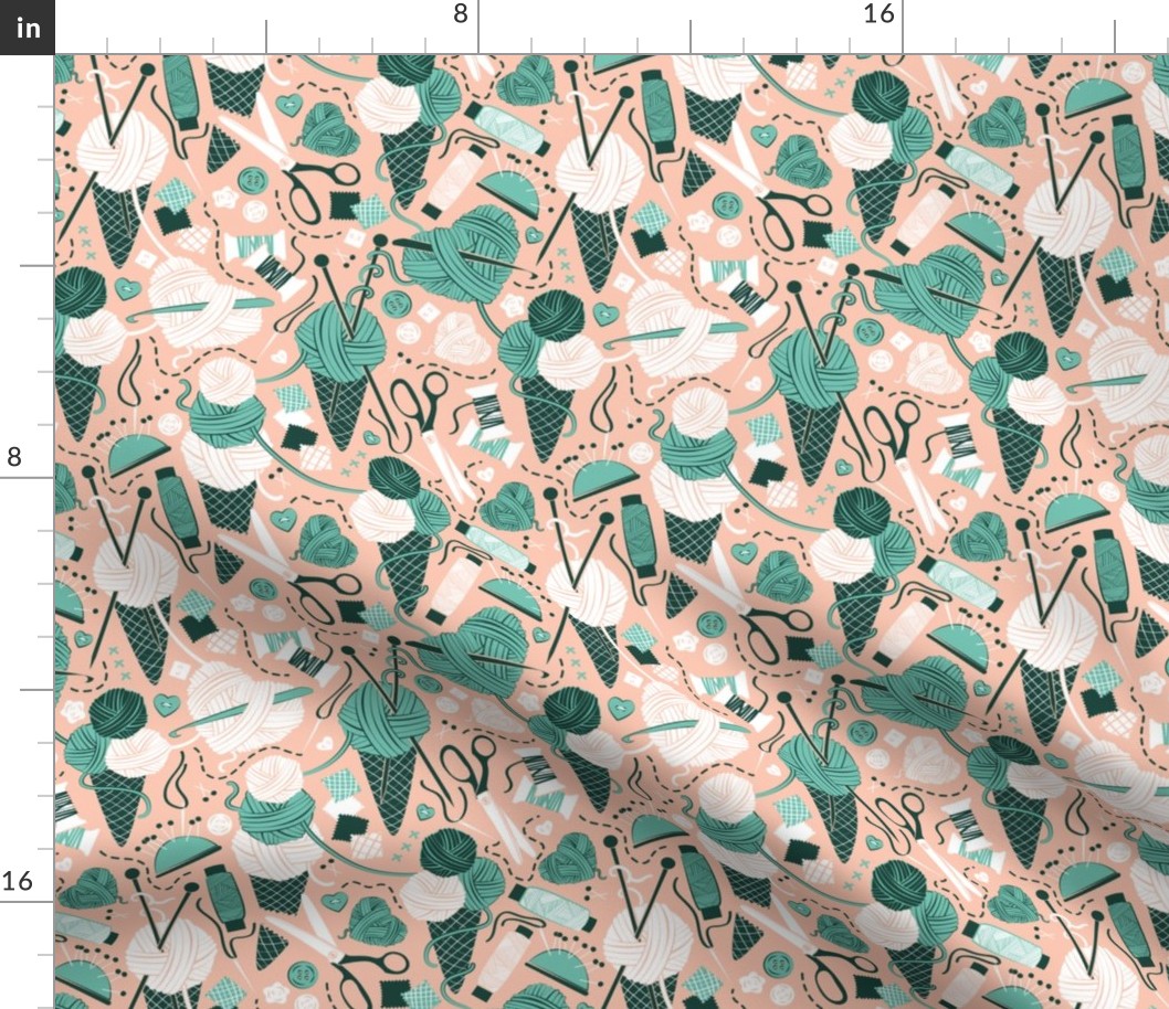 Small scale // All you knit is love // pink rosé background green forrest and spearmint sewing details