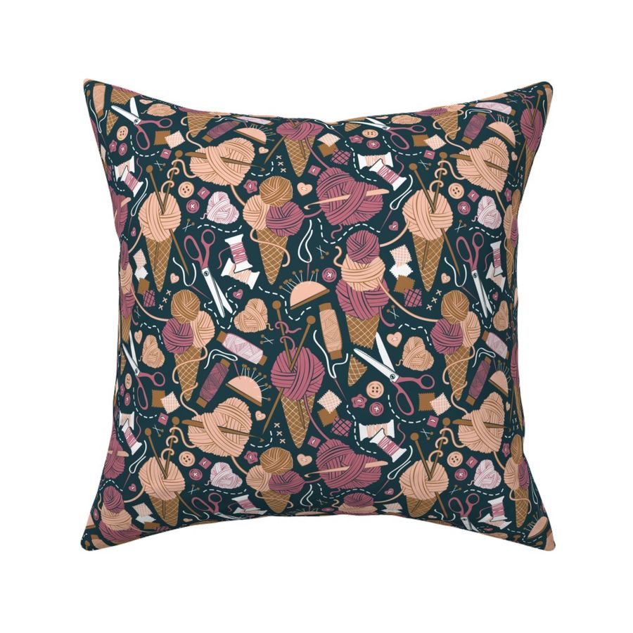 HOME_GOOD_SQUARE_THROW_PILLOW