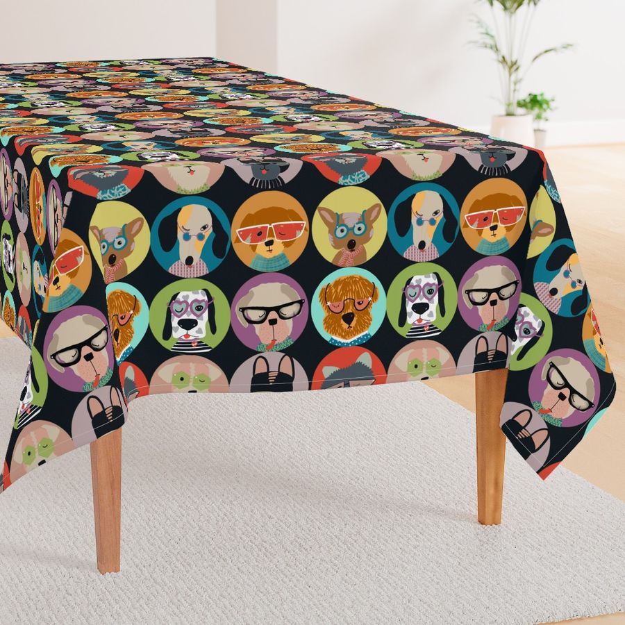 HOME_GOOD_RECTANGULAR_TABLE_CLOTH