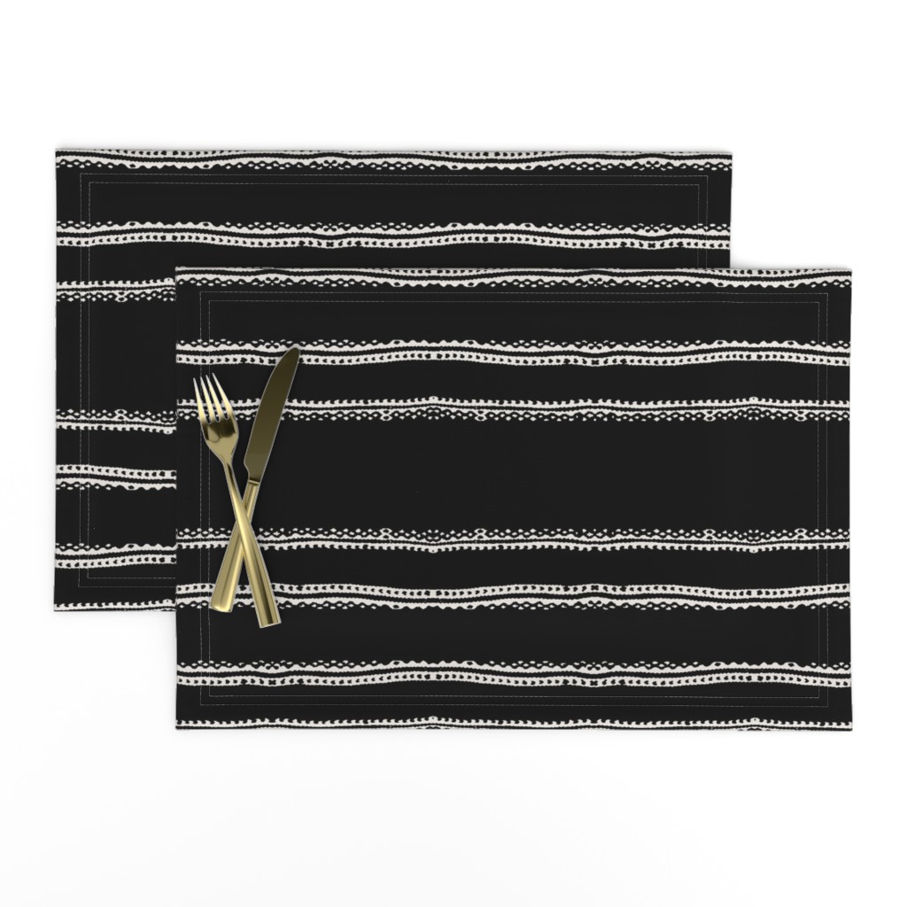 ALMHA STRIPE BLACK