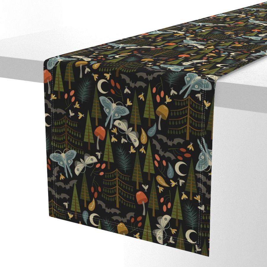 HOME_GOOD_TABLE_RUNNER