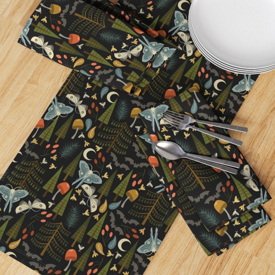 HOME_GOOD_TABLE_RUNNER