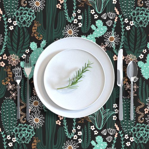 HOME_GOOD_RECTANGULAR_TABLE_CLOTH