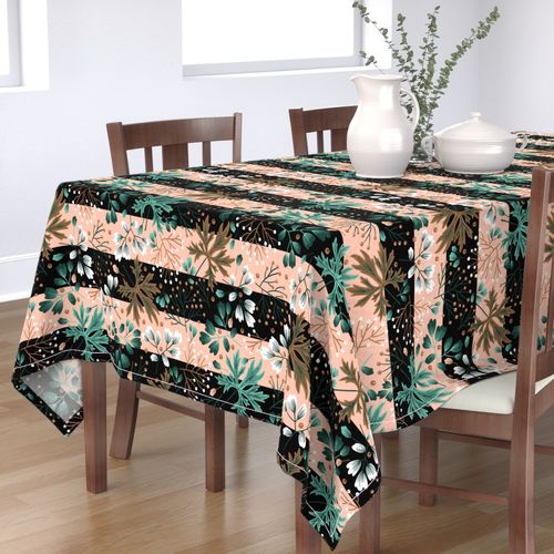 HOME_GOOD_RECTANGULAR_TABLE_CLOTH