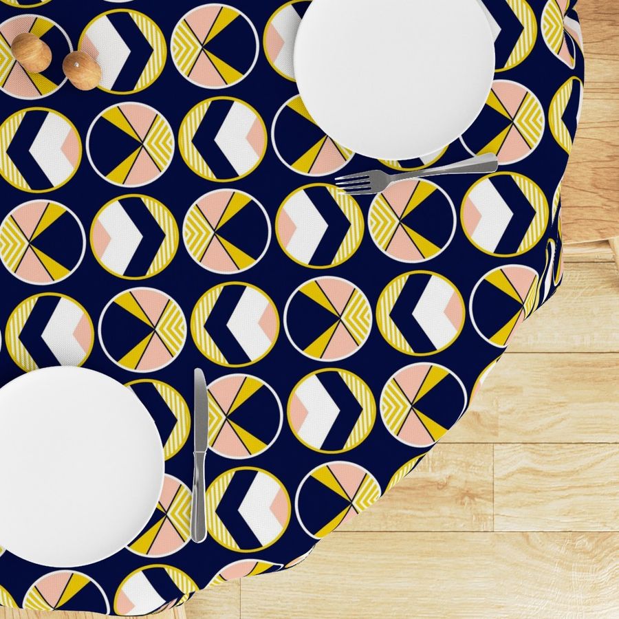 HOME_GOOD_ROUND_TABLE_CLOTH