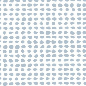 spots (light blue)