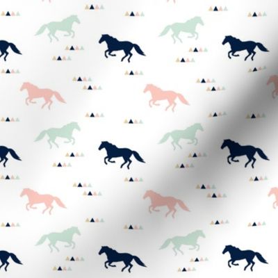 (small scale) wild horses || the briar woods collection C19BS