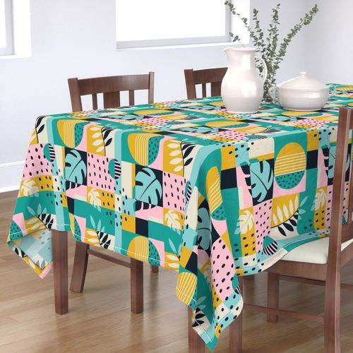 HOME_GOOD_RECTANGULAR_TABLE_CLOTH