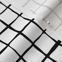 basic freehand check - 1 inch grid - white & black