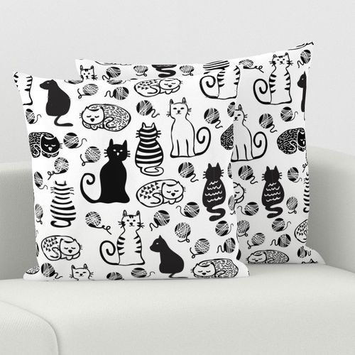 HOME_GOOD_SQUARE_THROW_PILLOW