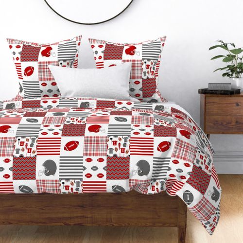 Fabric By The Yard Ohio State Quilt 6 Squares Ohio State College Football Football Sport Sports