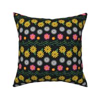 Summer Hippie Flowers / Black