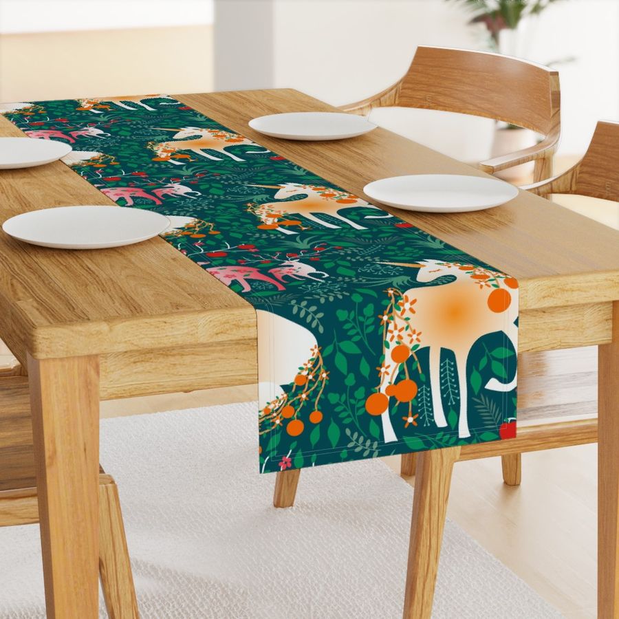 HOME_GOOD_TABLE_RUNNER