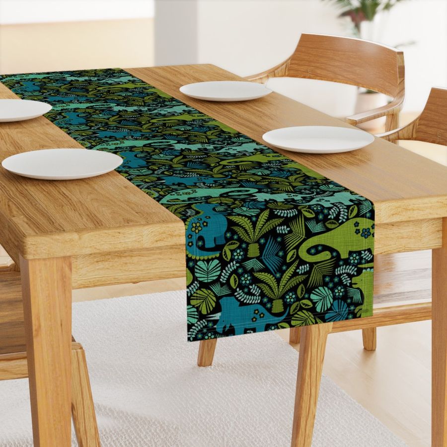 HOME_GOOD_TABLE_RUNNER