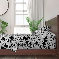 Shabby Chic Midnight Daisies! White on black, medium