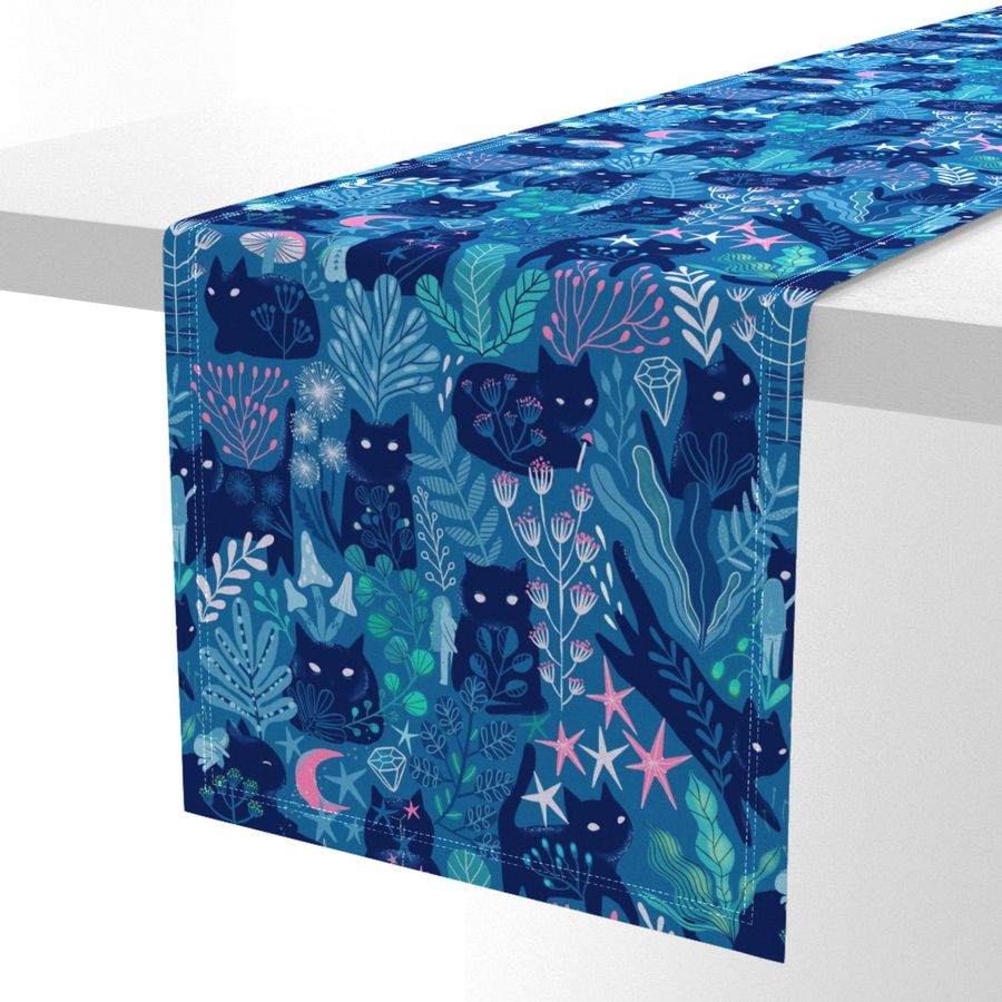 HOME_GOOD_TABLE_RUNNER