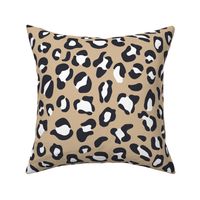 Leopard Cheetah Print Medium (Beige)