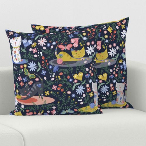 HOME_GOOD_SQUARE_THROW_PILLOW