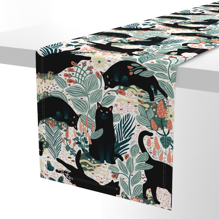 HOME_GOOD_TABLE_RUNNER