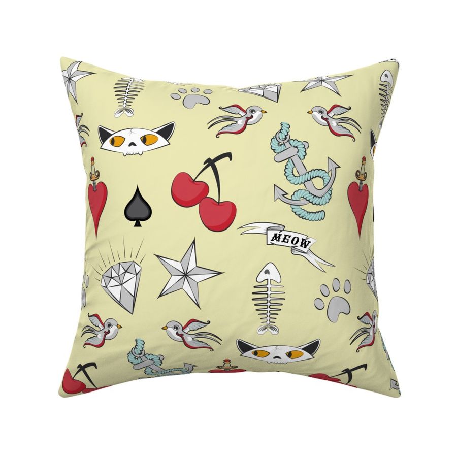 HOME_GOOD_SQUARE_THROW_PILLOW