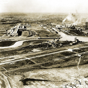  14-21   Aerial view of Ford Rouge Plant, Dearborn, MI
