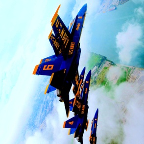  15-7   Navy Blue Angels fly over the Detroit River