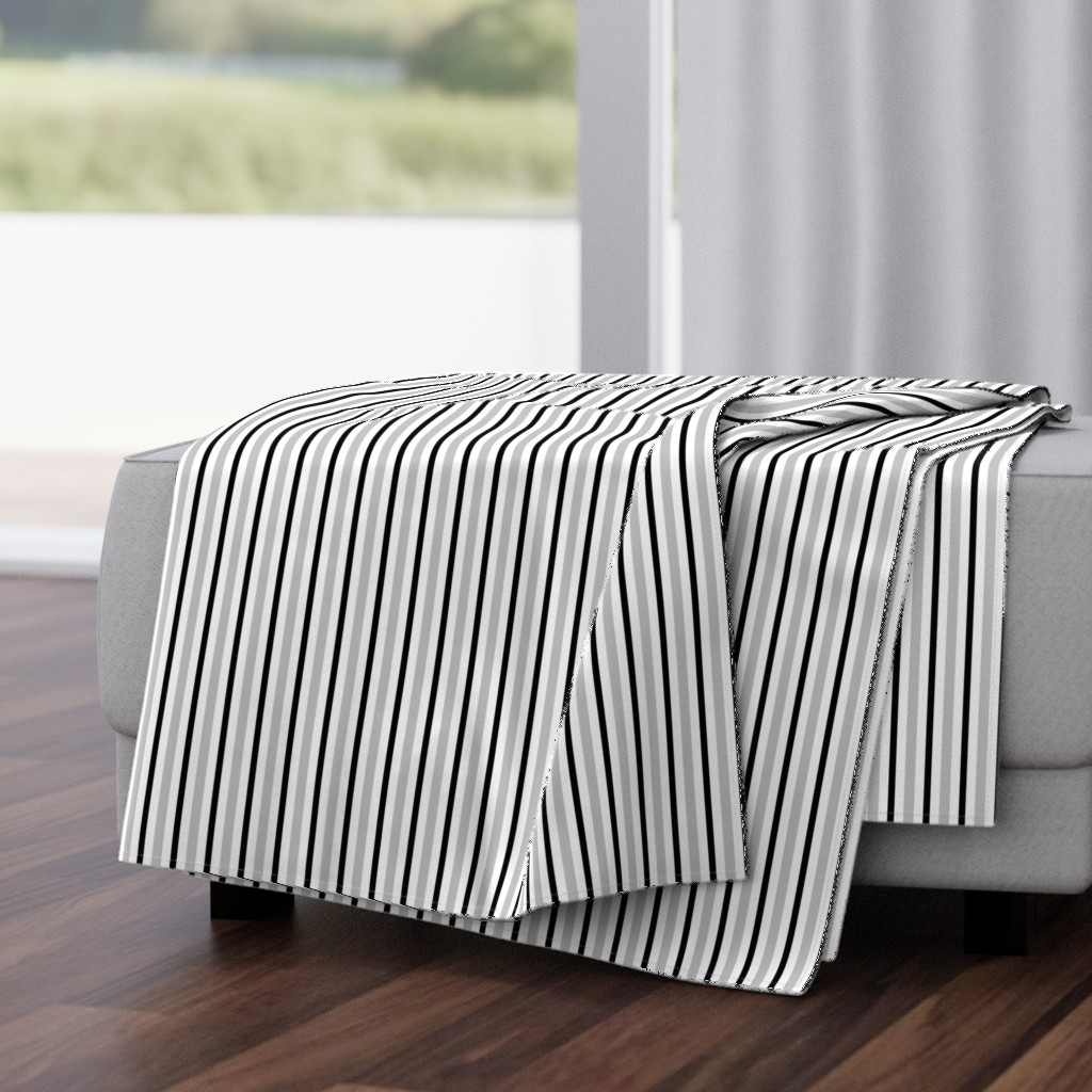 Medium Black and Grey Stripes on White