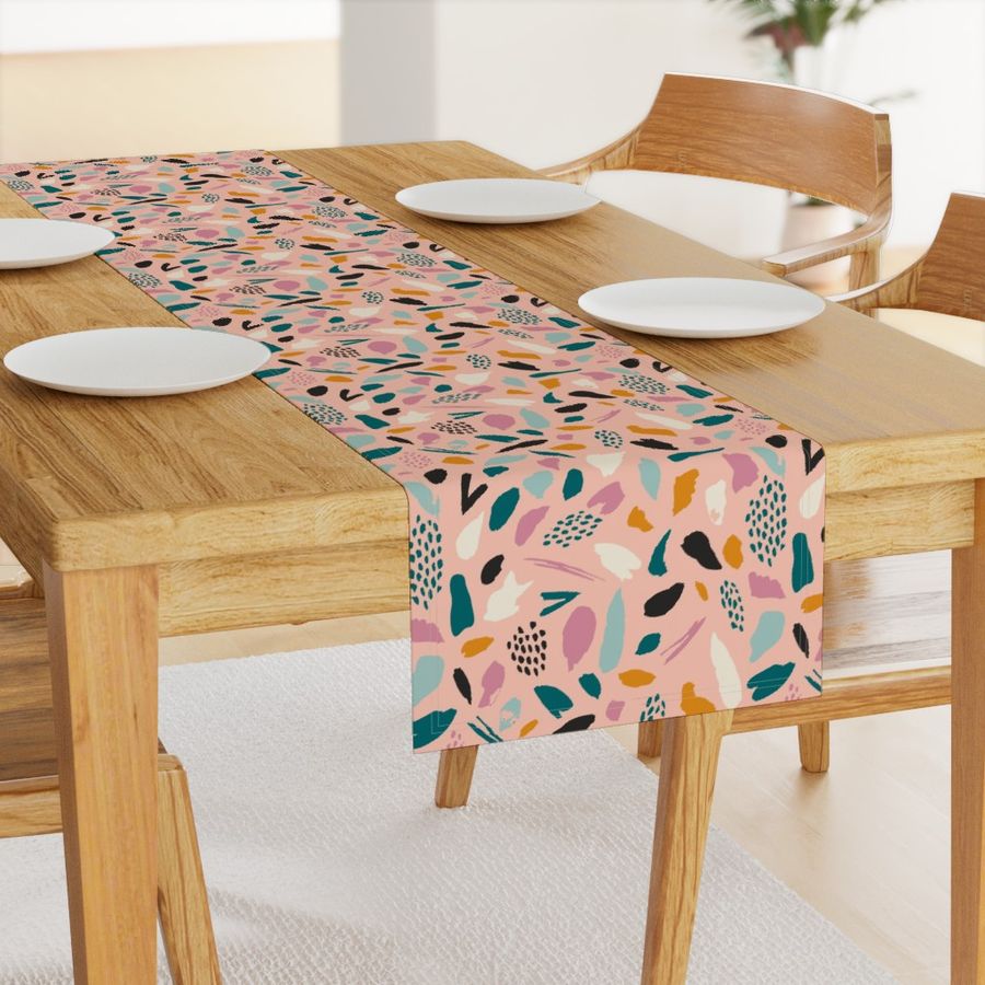 HOME_GOOD_TABLE_RUNNER