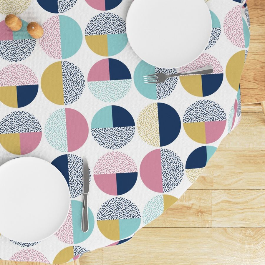 HOME_GOOD_ROUND_TABLE_CLOTH