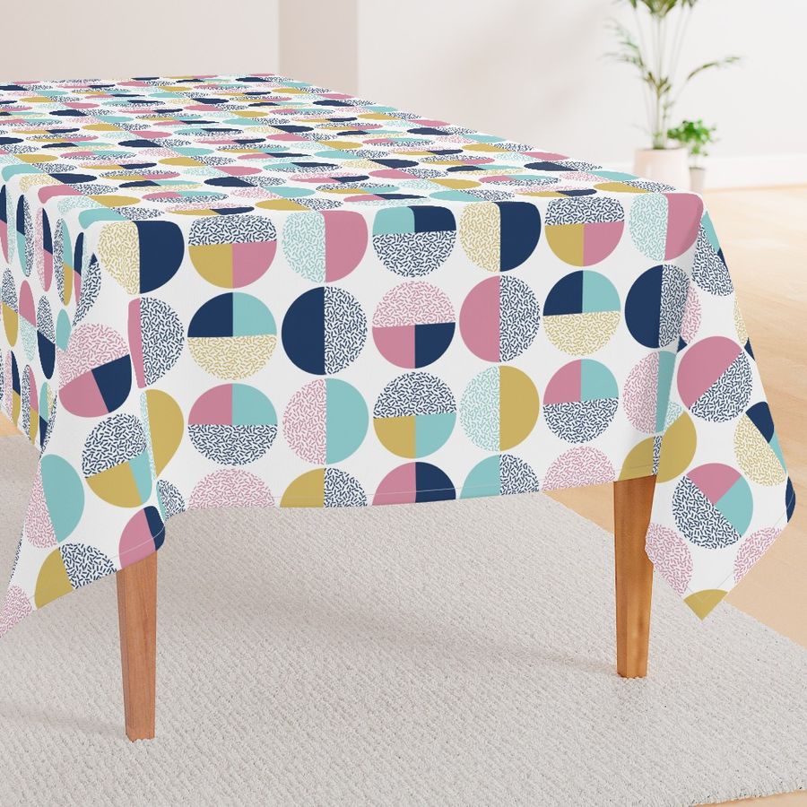 HOME_GOOD_RECTANGULAR_TABLE_CLOTH