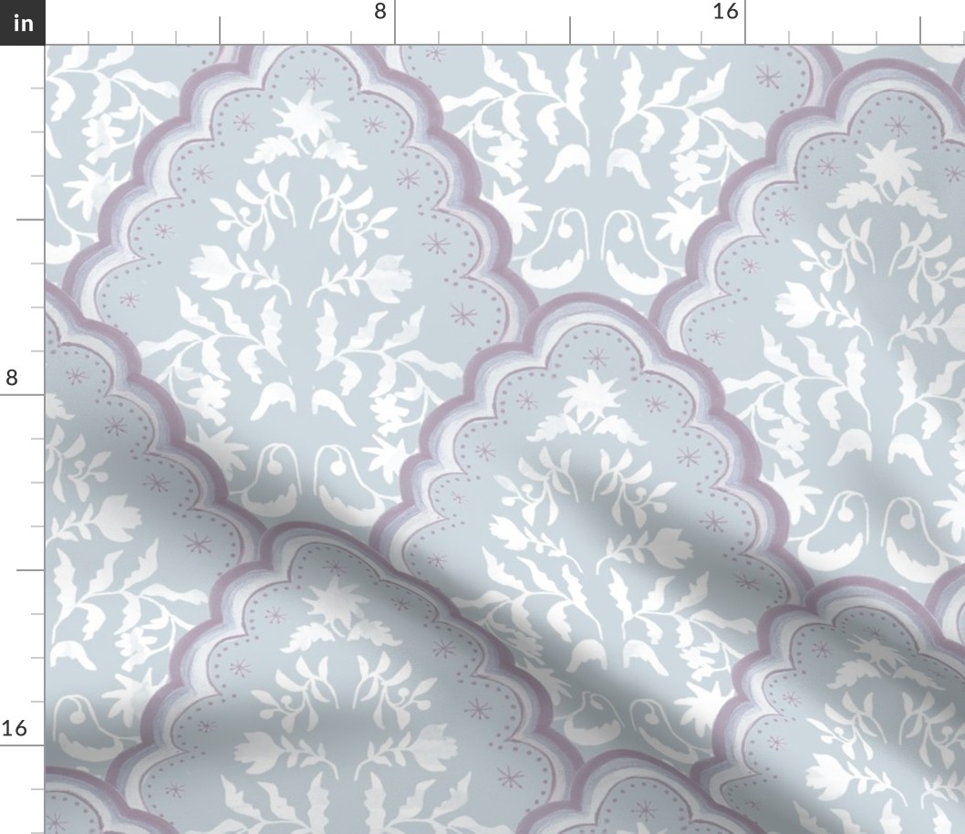 Large Lilac & Ice Blue Scallop Paisley