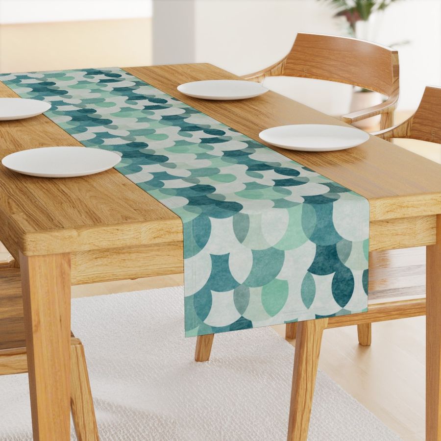 HOME_GOOD_TABLE_RUNNER