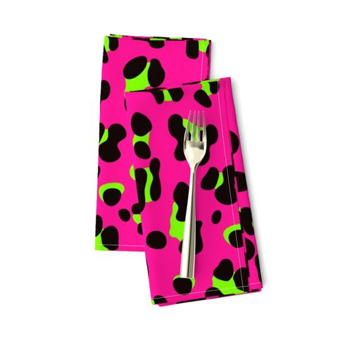 | 80s and Large Scale Spoonflower Gre Neon Pink - Lime