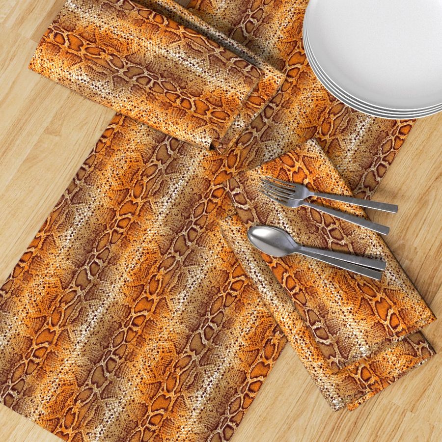 HOME_GOOD_TABLE_RUNNER