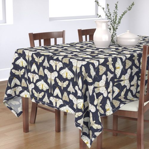 HOME_GOOD_RECTANGULAR_TABLE_CLOTH