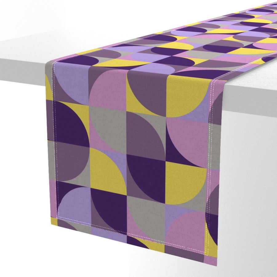 HOME_GOOD_TABLE_RUNNER