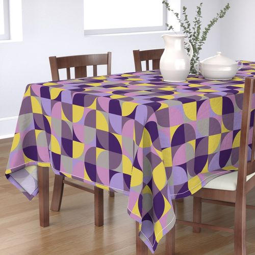 HOME_GOOD_RECTANGULAR_TABLE_CLOTH