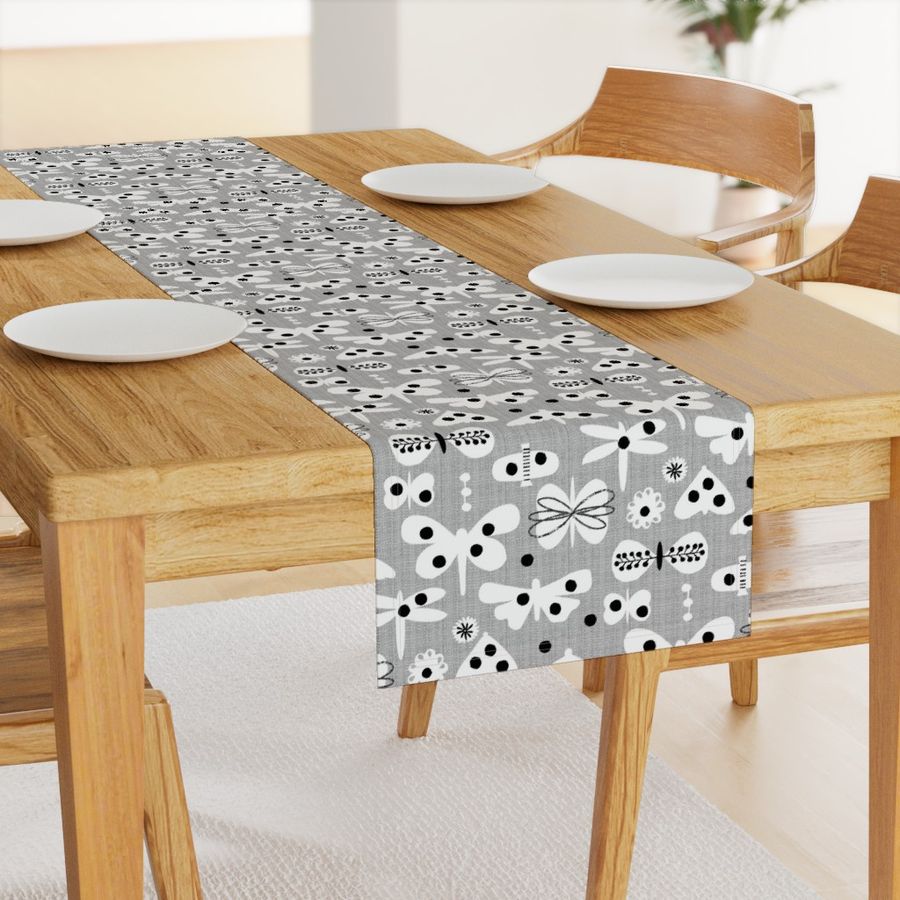 HOME_GOOD_TABLE_RUNNER