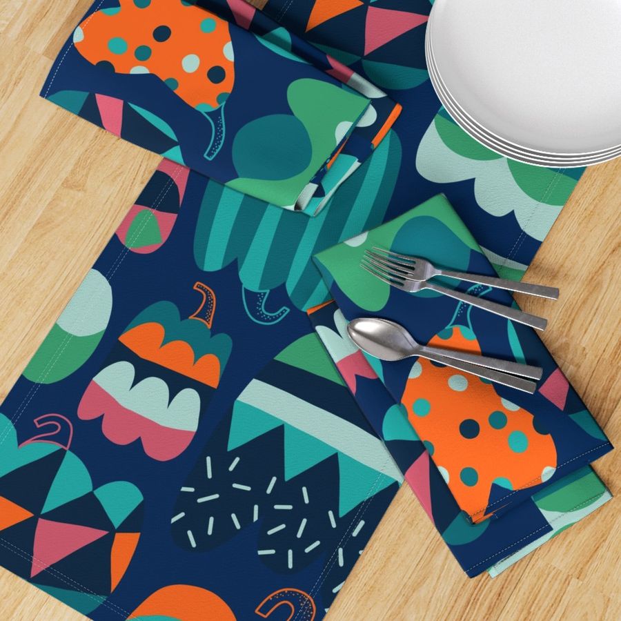 HOME_GOOD_TABLE_RUNNER