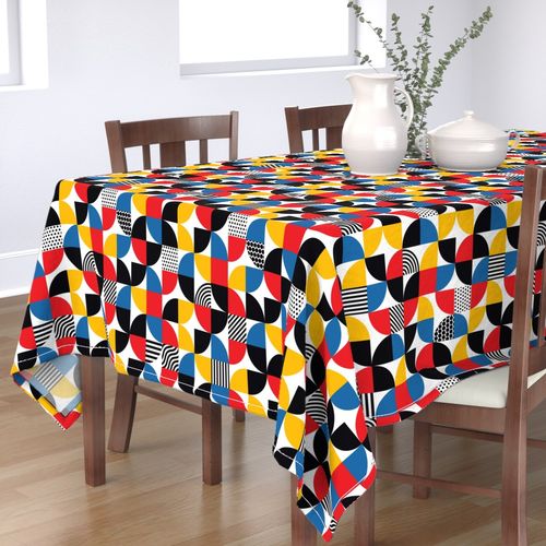 HOME_GOOD_RECTANGULAR_TABLE_CLOTH