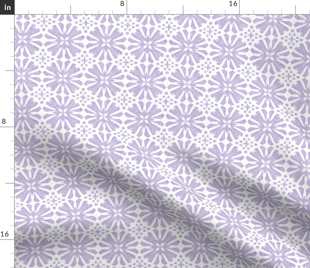 Medallion Pattern in Velvety Lilac Reversed 