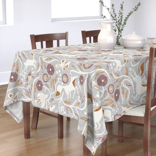 HOME_GOOD_RECTANGULAR_TABLE_CLOTH