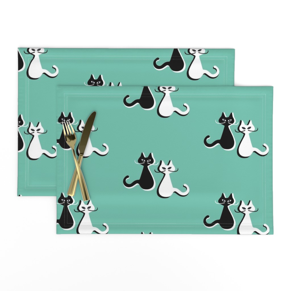 Mcm cats on spearmint