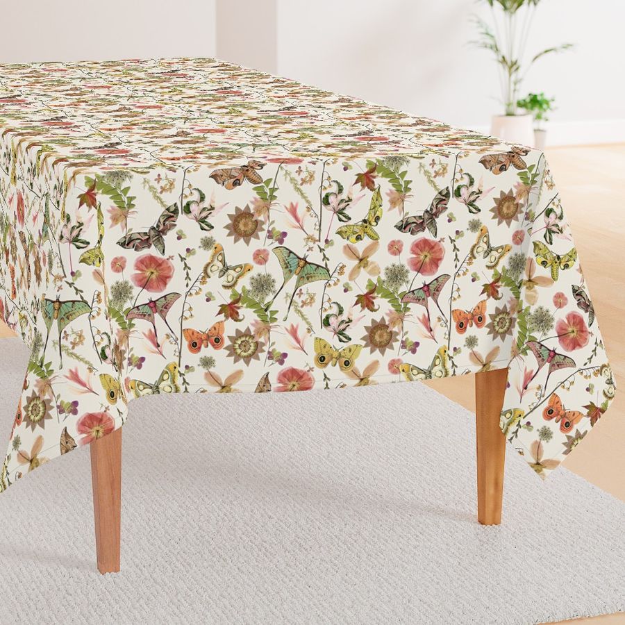 HOME_GOOD_RECTANGULAR_TABLE_CLOTH